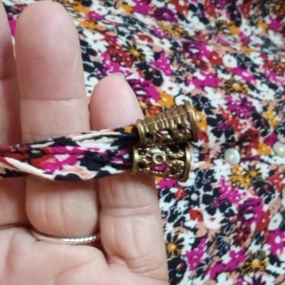 Jane and Delancey floral long sleeve peasant top women's size medium - Picture 3 of 10